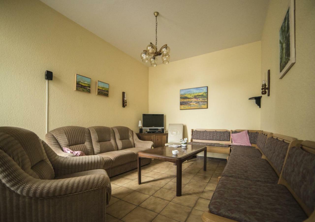 Ferienhaus Vulkaneifel Kopp Екстериор снимка